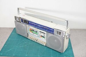 [NZ][F4455712] SANYO サンヨー WMR-CM ダブルラジカセ マイクロカセット ラジオ カセットレコーダー [現状品]