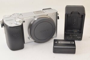 ★美品★ SONY ソニー α6400 ILCE-6400 ボディ シルバー ショット数7411回 ミラーレス一眼カメラ 2409017