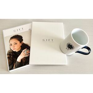 安室奈美恵 写真集 GIFT + BIRTHDAY BAR完売品HEROロゴマグカップ(250ml向け)set(※個別販売不可)