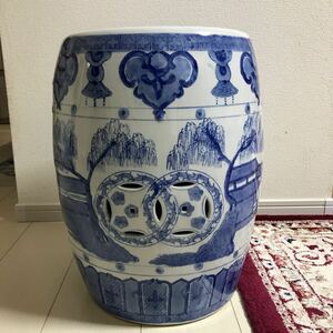 火鉢 花瓶 ハンドメイド 傘立て 陶器 陶器製 伊万里 中国美術器　置物