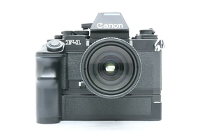 Canon New F-1 + New FD 35-105mm F3.5-4.5 + AE POWER WINDER FN キヤノン フィルムカメラ MF一眼レフ ■29443