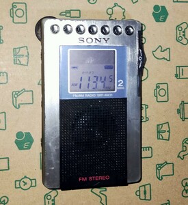 SRF-R431 SONY ソニー 美品 受信確認済 AM FM ワイドFM ポケットラジオ 名刺サイズ 通勤 旅行 出張 入院 防災 ジョギング 登山 195105