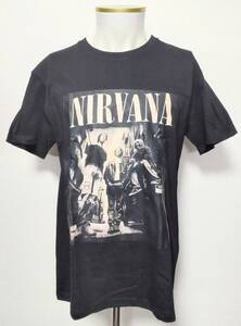 送料無料　【Lサイズ】ニルヴァーナ　NIRVANA　Tシャツ　メンバー　ロックバンド　病み系　ストリート　ファンスマ