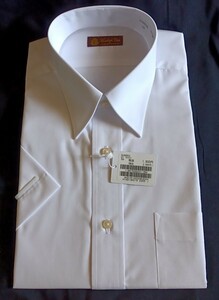 △はるやま人気の形態安定シャツ　新品未使用 Mサイズ　白　半袖　レギュラー襟 　送料無料