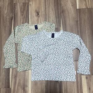 ★45a 美品 USED babyGAP 長袖Tシャツ ２枚セット 95cm 女児 双子★ロンT ロングスリーブ 花柄 双子コーデ ガーリー 女の子 まとめ売り