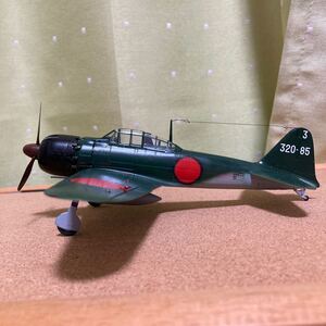 完成模型 1/48 零戦52型