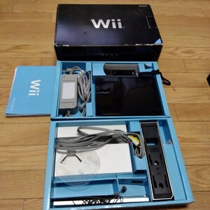  Nintendo 任天堂 Wii 黒 Black 説明書 付属品 元箱付 　中古