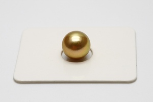 アコヤ真珠パールルース　9.0-9.5mm　ゴールドカラー
