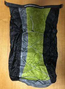 【送料込】SEA TO SUMMIT DRY DAYPACK