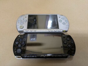 《ジャンク》2台 SONY ソニー プレイステーション ポータブル PSP-2000 本体のみ アイスシルバー & ブラック / PSP2000 ※ 部品取り