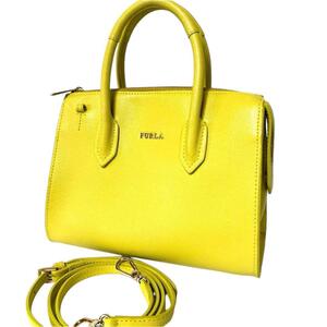 【美品】 FURLA フルラ　ショルダーバッグ　2way ハンドバッグ　レザー