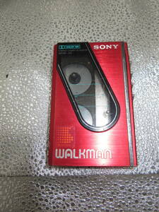 SONY ソニー WALKMAN ウォークマン WM-30 ジャンク　赤