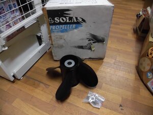 ★☆【送料無料】　未使用品　SOLAS　プロペラ　アルミ　E４×１４×２１R☆★