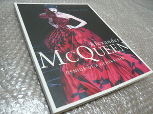 洋書★アレキサンダー・マックイーン【追悼写真集】★1995-2010年のコレクションを総括★ファッション★ケイト・モス スーパーモデル