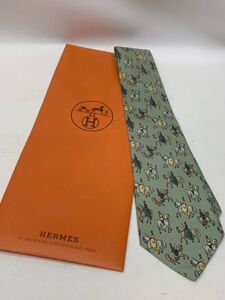 【美品】エルメス HERMES シルク 総柄 ネクタイ ジョッキー 馬 ホース レギュラータイ ビジネス パーティ 緑　黄緑　ピスタチオグリーン