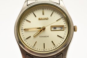 セイコー チタニウム デイデイト ラウンド コンビ 7N43-9100 クォーツ メンズ 腕時計 SEIKO