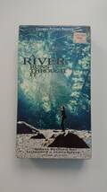 【新品（未開封）】A River Runs Through It 海外VHSビデオ（邦題：リバー・ランズ・スルー・イット）（他出品商品同梱配送可）