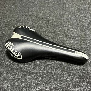 Selle italia SLR Team edition カーボンレール 軽量サドル セライタリア ロードバイク