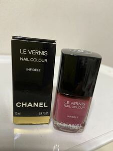 CHANEL シャネル ヴェルニ #アンフィデル infidele 残量たっぷり　ネイルカラー　マニキュア　定形外発送220円