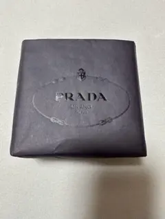 PRADA レザーキーリング 黒