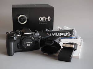 OLIMPUS OM-D E-M1 Mark II(純正バッテリーひとつおまけ)