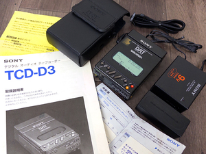 ★SONY TCD-D3 DATウォークマン 説明書・充電器付属 ソニー DAT Walkman★