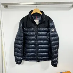 【雷市場（ポンジャン）商品韓国直送】 S グレード/ 2 サイズ MONCLER(モンクレール) 新作 シルベール ダウンジャケット