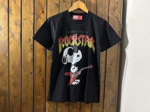 新品●スヌーピー　ロックスター　ビンテージスタイル　Tシャツ●アニメ/マンガ/ピーナッツ/SNOOPY/ROCKSTAR