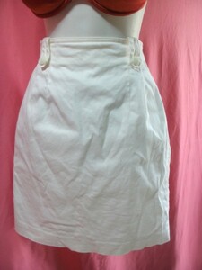 ＵＳＥＤ スカート サイズ66-92 白色