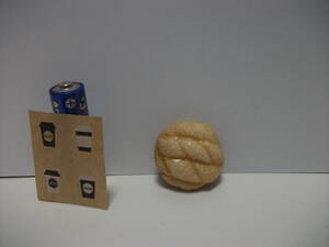 ミニチュア フィギュア メロンパン 菓子パン コレクション オブジェ ディスプレイ インテリア 雑貨 マスコット 食品サンプル レア