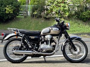 カワサキ　W650　エンジンガード　リヤキャリヤ　ローハンドル仕様