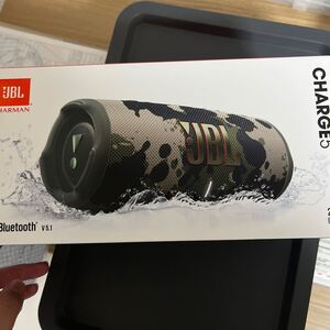 JBL 防水対応ポータブル Bluetoothスピーカー CHARGE 5 [スクワッド] 【並行輸入品】