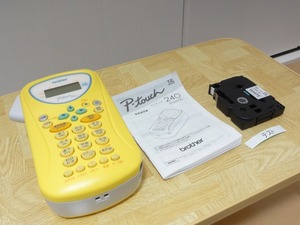 ★動作品★brother ブラザー ラベルライター P-touch PT-240 テープ1本 取説付 美品 送料無料 