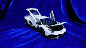 1/18 Lamborghini Aventador LP720-4 50th Anniversario Autoart 74683 BIANCO CANOPUS ランボルギーニ アヴェンタドール 50゜Anniversary 