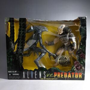 1円 フィギュア エイリアン プレデター ALINS PREDATOR THE ULTIMATE BATTLE