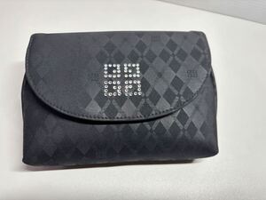 【未使用】GIVENCHY ジバンシイ　ポーチ　鏡付き　4Gストーン　黒　