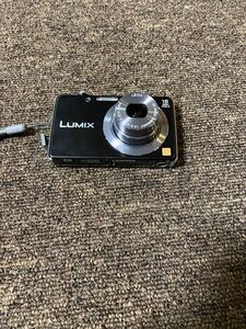 LUMIX カメラ　デジカメ　DMC-FH8 パナソニック　デジタルカメラ　ブラック