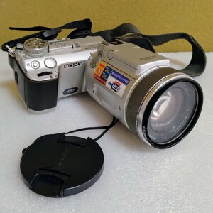 【動作未確認】SONY　DSC-F717　MPEGMOVIEHQX　デジタルカメラ　ジャンクとして　プラ時