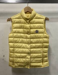 MONCLER モンクレール LIANE GILET イエロー 141-093-48303-99 ダウンベスト ロゴ コンパクト 収納袋付き サイズ00 アルメニア製