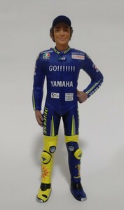 PMA MINICHAMPS 1/12 2005 ロッシ スタンディング フィギュア　限定 2999個 Valentino Rossi ミニチャンプス ゴロワーズ ヤマハ　YAMAHA