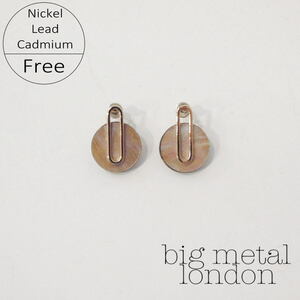 30%OFF big metal london ウッドシェル付きピアス レディース 新品 木 貝 スタッド 通販 おしゃれ アクセサリー ビッグメタルロンドン