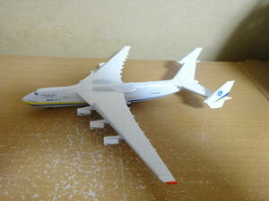 1/400　ヘルパ　アントノフ　An-225　ルスラーン