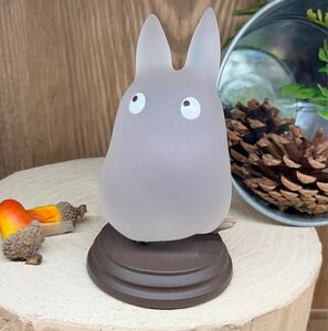 となりのトトロ てのひら小トトロ とうめい　小トトロ スタジオジブリ ととろ totoro 人形 フィギュア 置物　どんぐり共和国