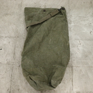 BAG64 60sビンテージ U.S.ARMY ダッフルバッグ■1960年代製 グリーン ミリタリー 鞄 カバン かばん BAG 小物 アンティーク 古着 アメカジ