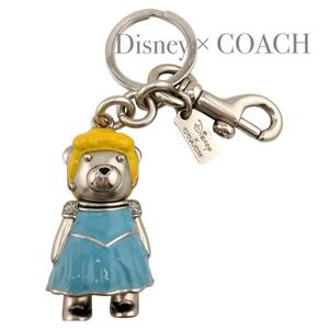 美品 COACH コーチ キーリング ベアー　ディズニー シンデレラ