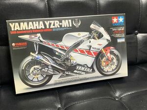 (お手付)タミヤ オートバイシリーズ ヤマハ YZR-M1 50th アニバーサリー　ディティールアップパーツ付き