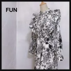 【美品】FUN(ファン)★花柄フリルロングワンピース