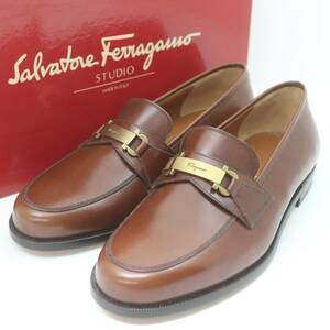 ITPQ9H61KXQO 即決 本物 未使用品 Salvatore Ferragamo フェラガモ レザー ガンチーニ ビット ローファー シューズ 7EE ブラウン