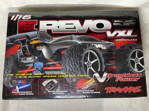 トラクサス E-Revo VXL 1/16 4WD RTRトラック　ブラシレスモーター、ESC　バッテリー+充電器付き