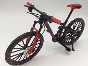 1台売り レッド　1/10 金属製マウンテンバイク　自転車 ミニチュア　模型　サイクリング　フルサス　ディスクブレーキ